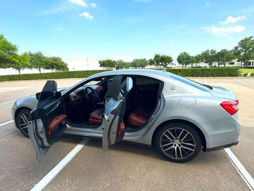 2015 Maserati Ghibli Base