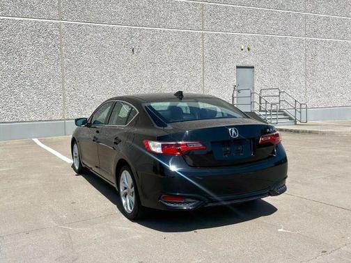 2017 Acura ILX w/AcuraWatch Plus