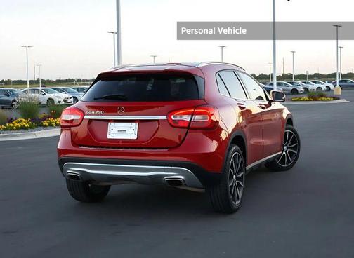 2017 Mercedes-Benz GLA 250 Base