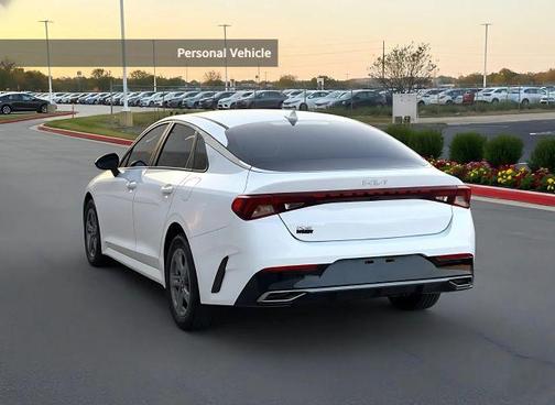 2022 Kia K5 LXS