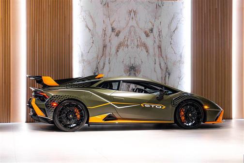 2022 Lamborghini Huracan STO Coupe