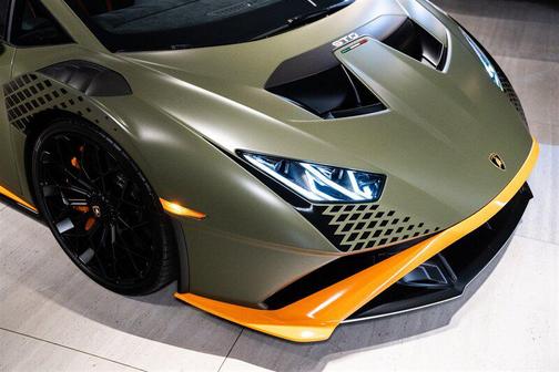 2022 Lamborghini Huracan STO Coupe