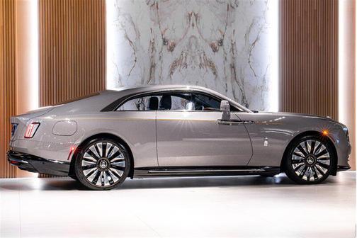 2024 Rolls-Royce Spectre 