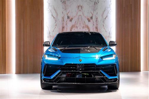2023 Lamborghini Urus Performante