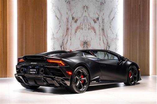 2023 Lamborghini Huracan EVO Spyder RWD