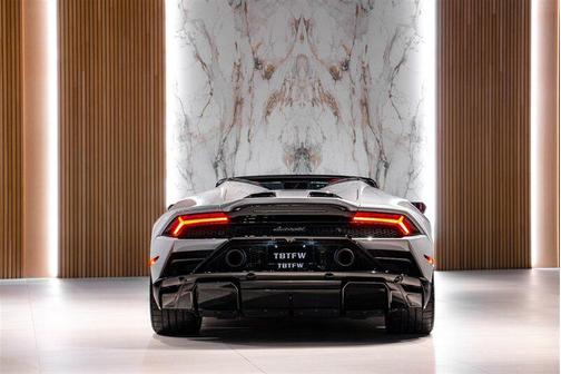 2023 Lamborghini Huracan EVO Spyder RWD