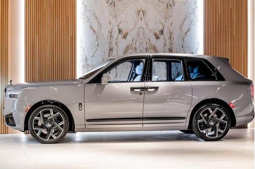 2025 Rolls-Royce Cullinan Base