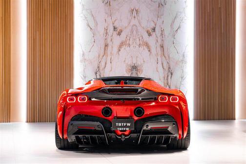 2022 Ferrari SF90 Spider 
