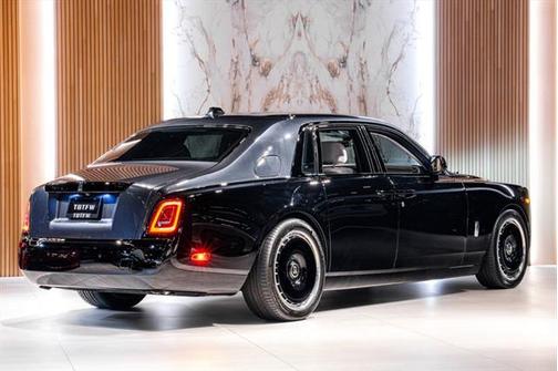 2024 Rolls-Royce Phantom Base
