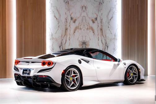 2021 Ferrari F8 Tributo Base