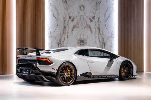 2018 Lamborghini Huracan Performante