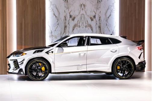 2021 Lamborghini Urus Graphite Capsule