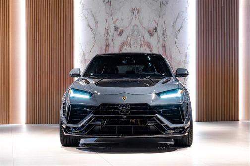 2023 Lamborghini Urus Performante