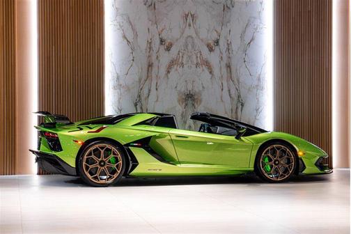 2021 Lamborghini Aventador SVJ Roadster