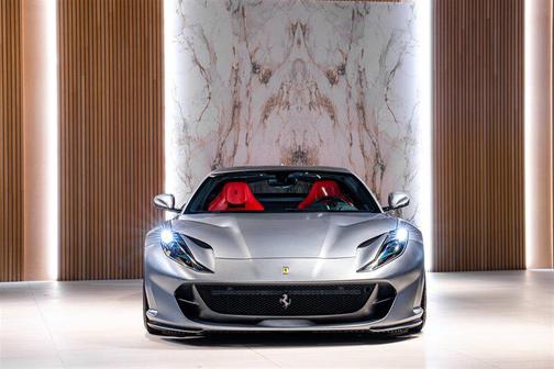 2019 Ferrari 812 Superfast Base