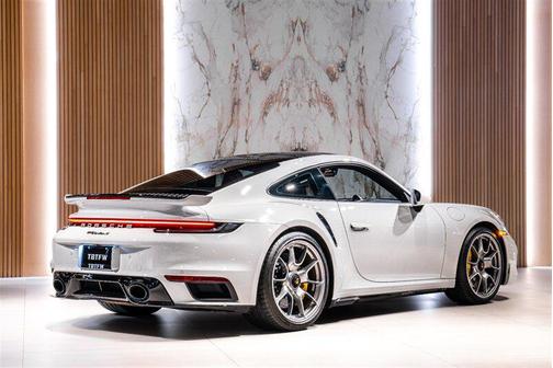 2024 Porsche 911 Turbo S