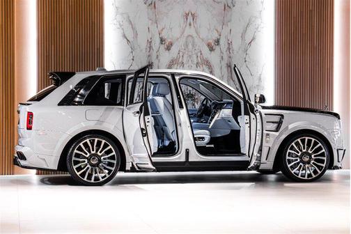 2023 Rolls-Royce Cullinan Mansory