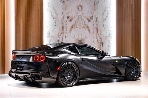 2018 Ferrari 812 Superfast Base