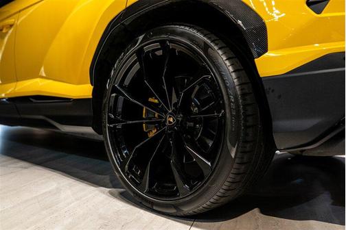 2022 Lamborghini Urus