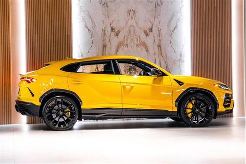 2022 Lamborghini Urus