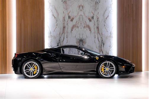 2016 Ferrari 488 GTB 