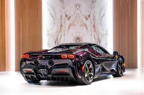 2024 Ferrari SF90 Spider Base