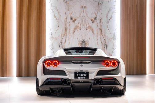 2022 Ferrari F8 Spider Novitec N Largo 1/15