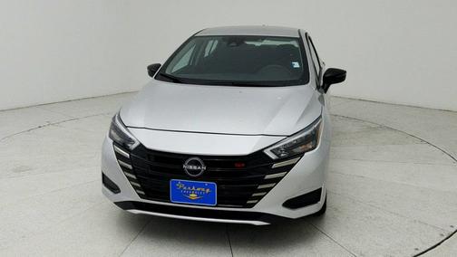 Brilliant Silver Metallic 2025 Nissan Versa 1.6 SR