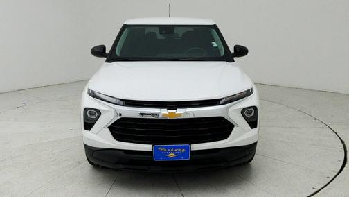 Summit White 2025 Chevrolet Trailblazer LS