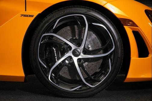 Papaya Spark 2025 McLaren 750S Spider