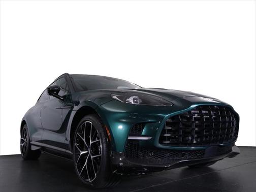 2025 Aston Martin DBX 707