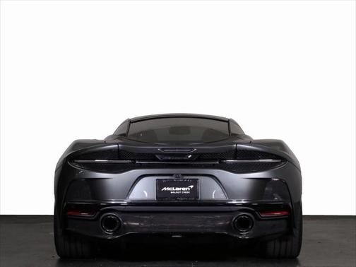 2023 McLaren GT