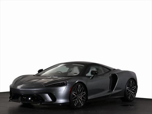 2023 McLaren GT