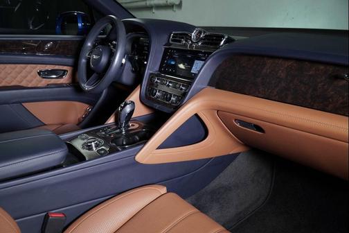 2022 Bentley Bentayga V8