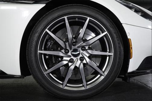 2018 Aston Martin DB11 