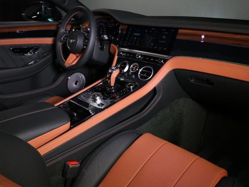 2024 Bentley Continental GT V8