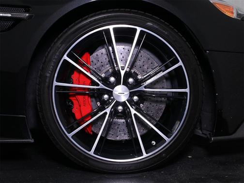 2014 Aston Martin Vanquish Volante