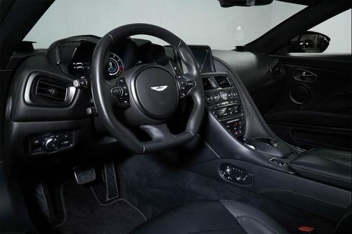 2020 Aston Martin DBS Superleggera Volante