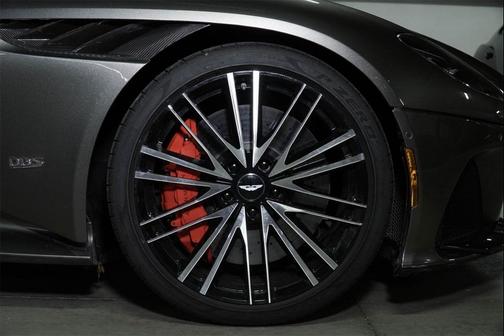 2020 Aston Martin DBS Superleggera Volante