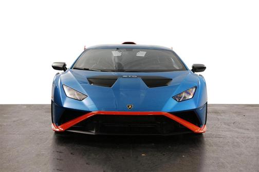 2022 Lamborghini Huracan STO Coupe