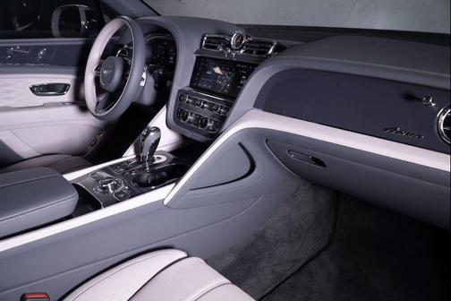 2025 Bentley Bentayga Azure