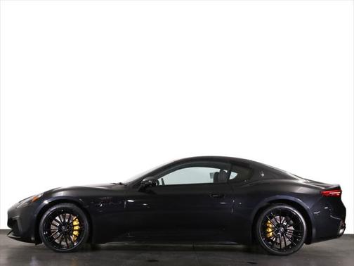 2024 Maserati GranTurismo Trofeo