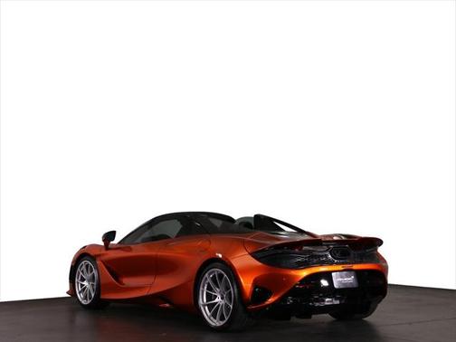 2024 McLaren 750S Spider
