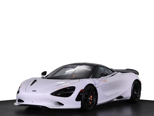 2025 McLaren 750S Coupe