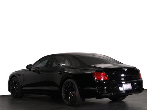 2023 Bentley Flying Spur Mulliner W12