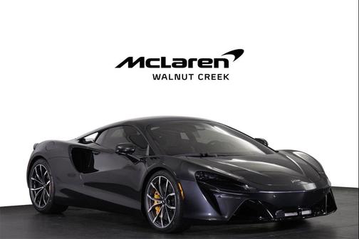2025 McLaren Artura