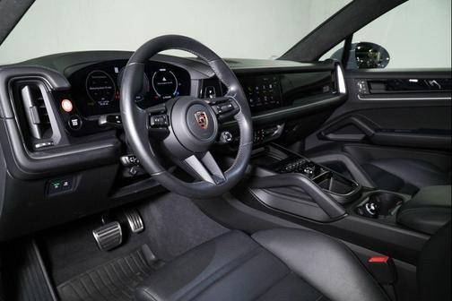 2024 Porsche Cayenne Cayenne Turbo E-Hybrid
