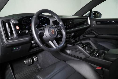 2024 Porsche Cayenne Cayenne Turbo E-Hybrid
