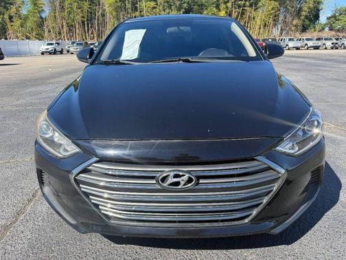 Phantom Black 2018 Hyundai ELANTRA SEL