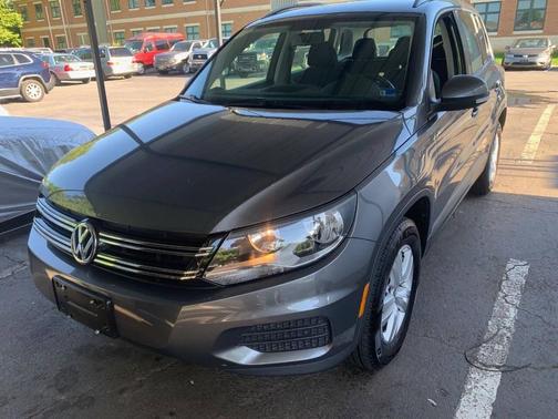 Pepper Gray Metallic 2015 Volkswagen Tiguan 4MOTION Auto S